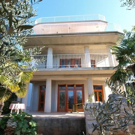 Fuer 2 Personen Ca 30 Qm In Pjescana Uvala, Istrien Istrische Riviera *