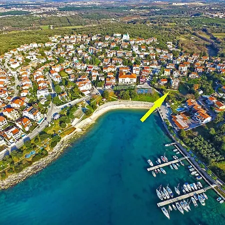 Fuer 2 Personen Ca 30 Qm In Pjescana Uvala, Istrien Istrische Riviera Apartment *